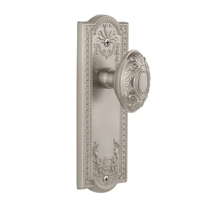 Parthenon Long Plate with Grande Victorian Knob – Satin Nickel